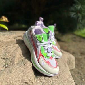 PUMA X-Ray 2 Square Sneakers – Women’s US 7 – Multicolor – Excellent Condition